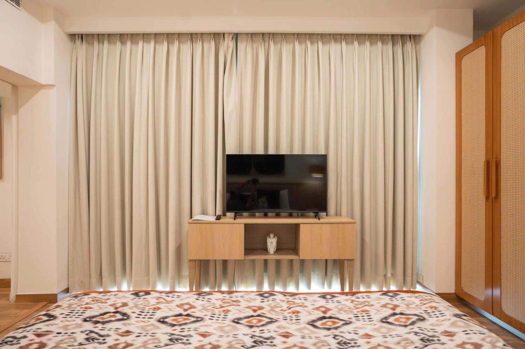 Ar Suites Klj Square グルガウン エクステリア 写真
