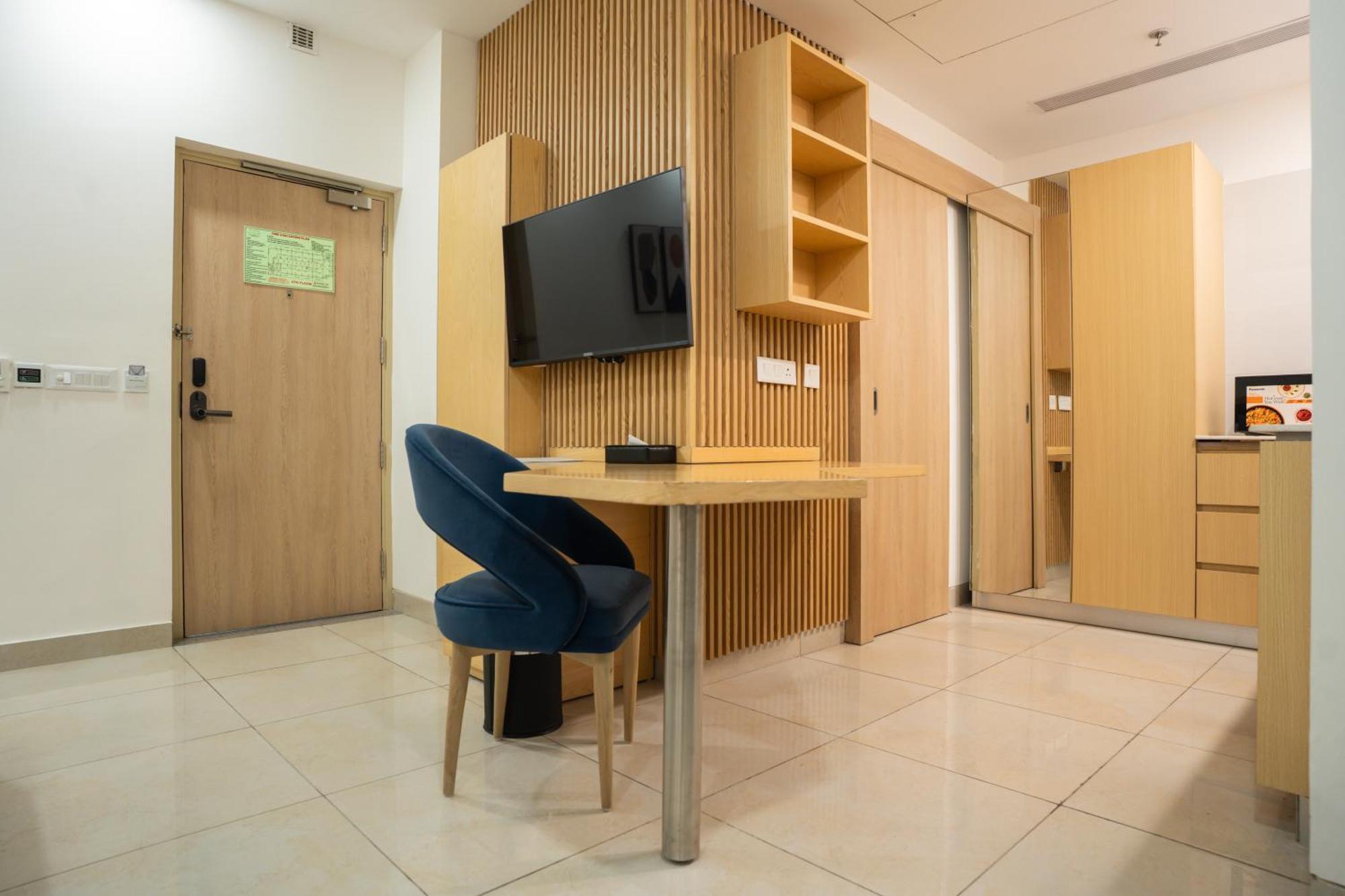 Ar Suites Klj Square グルガウン エクステリア 写真